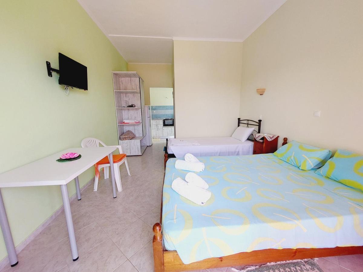Leta Apartments Agios Georgios  Exterior photo