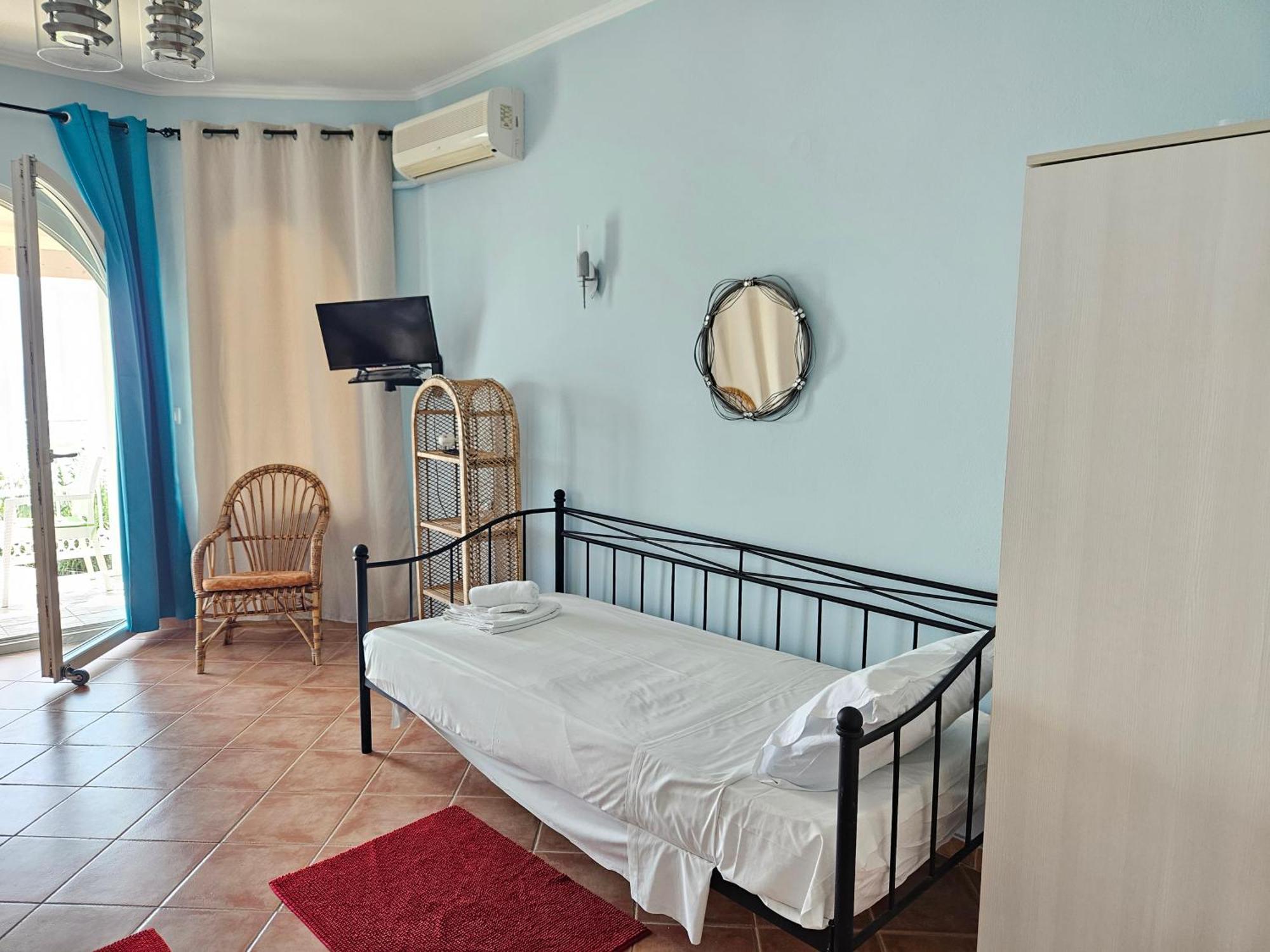 Leta Apartments Agios Georgios  Exterior photo